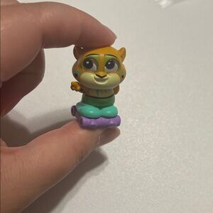 ⭐️5/$10 Disney Doorables Let’s Party: Clawhauser (Zootopia) - NEW